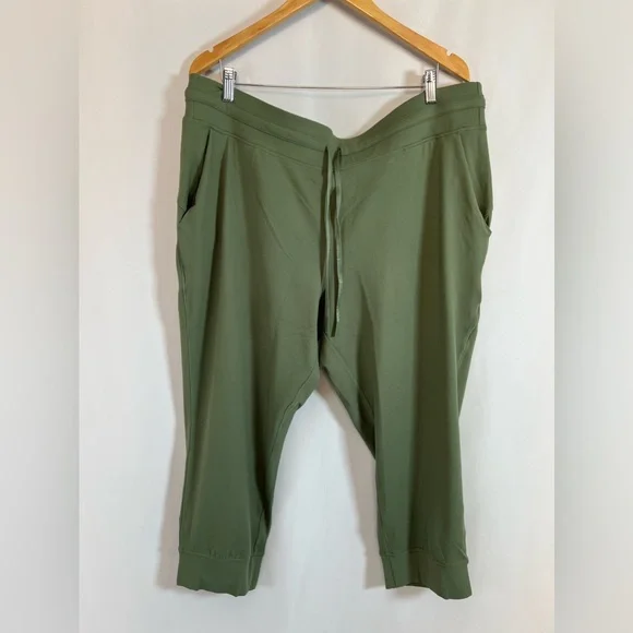NWOT / Lululemon Ready to Rulu High-Rise Jogger Crop - Picture 6 of 10